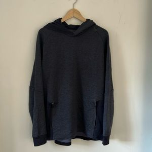 Lululemon hoodie with pockets